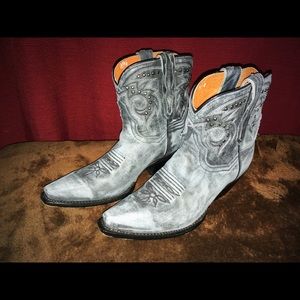Dan Post Iron Flat Stud Cowboy boot. Size 7.5 NWOT
